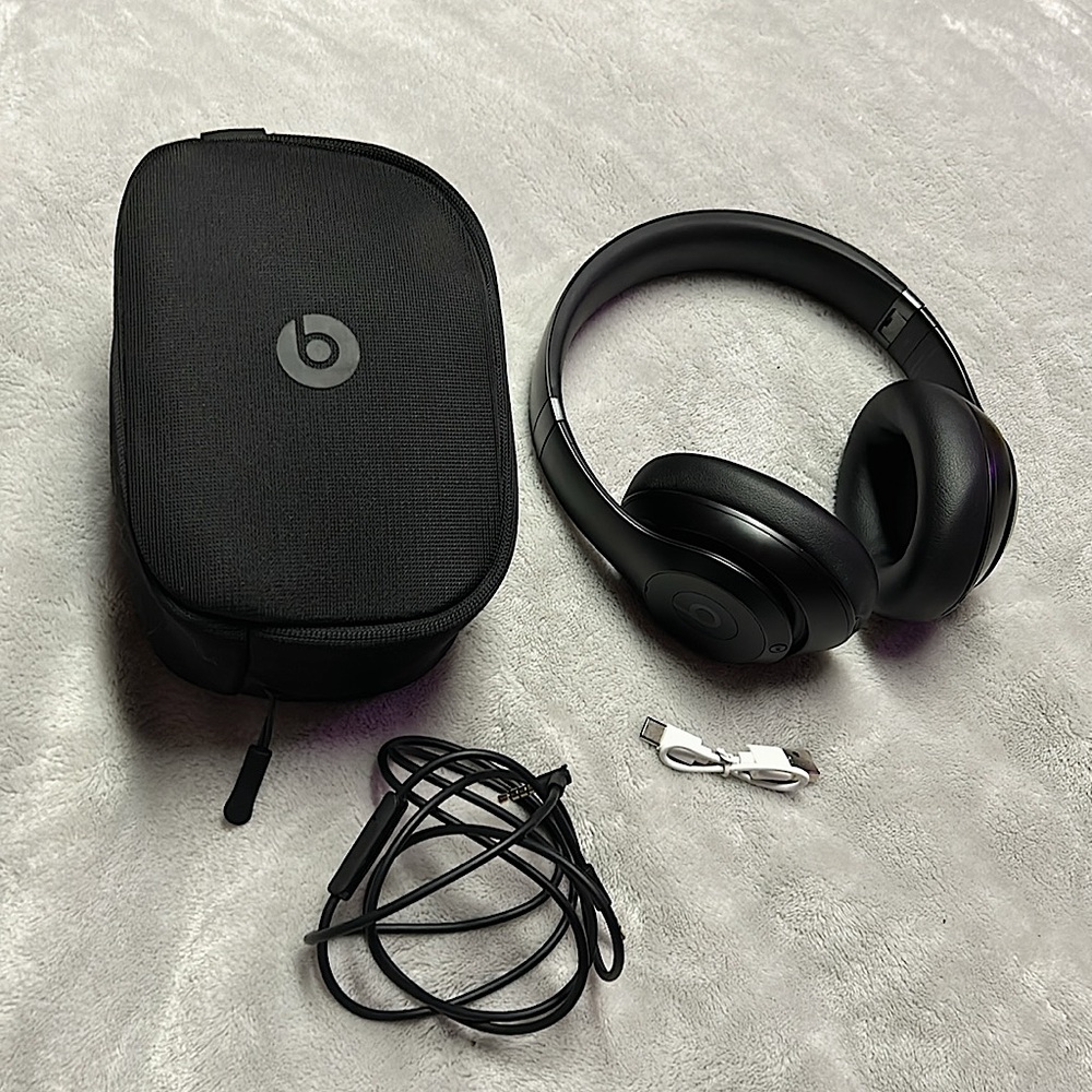Beats Studio Pro By Dre (over ear headphones + newest version)